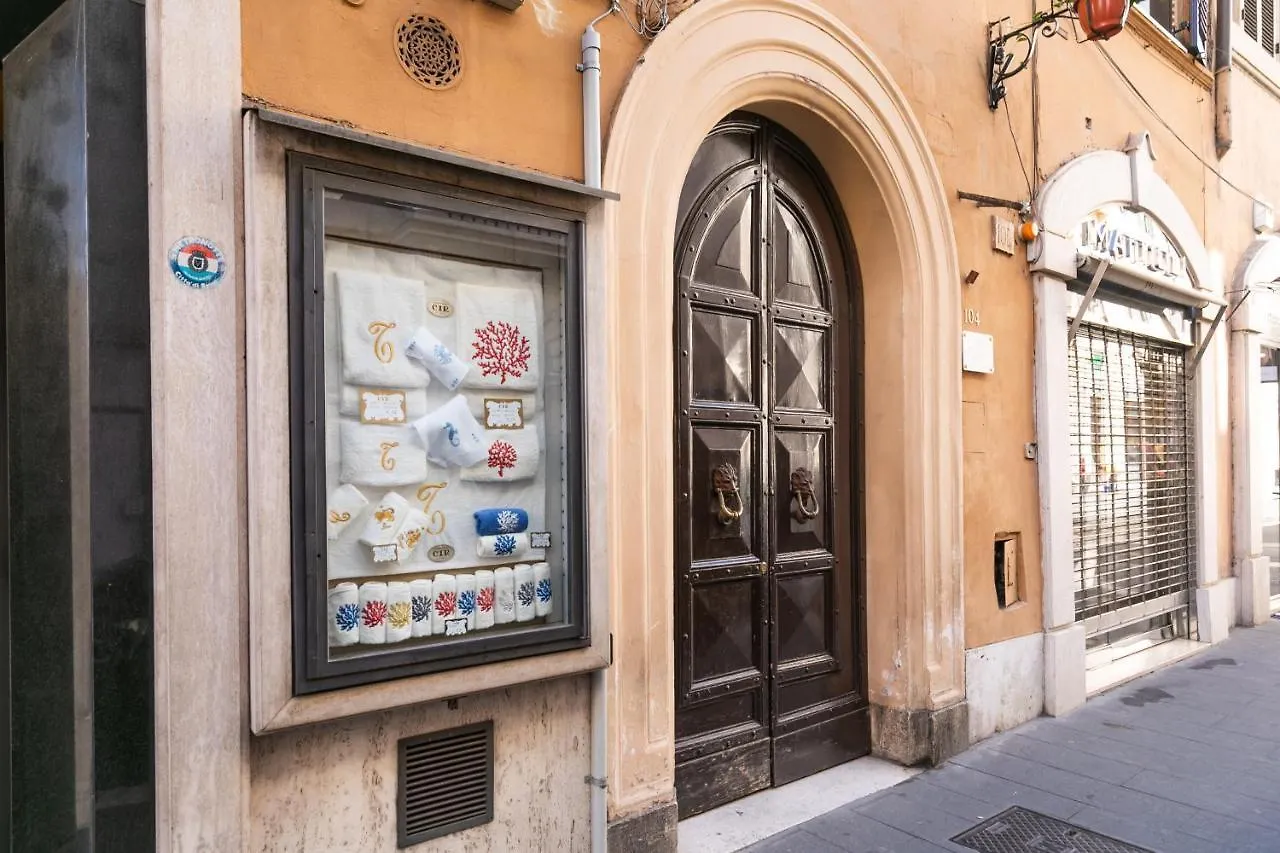 The Spanish Steps Extravaganza Rome Apartment